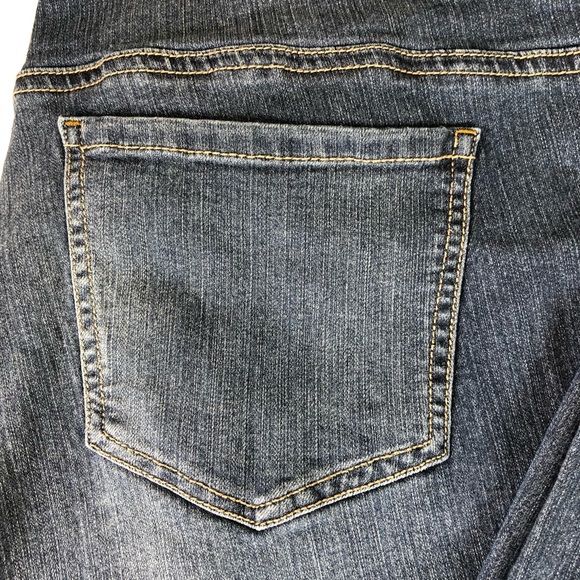 Torrid Jeans size 18 tall - Picture 2 of 7